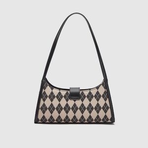 Urban Revivo Shoulder Bag